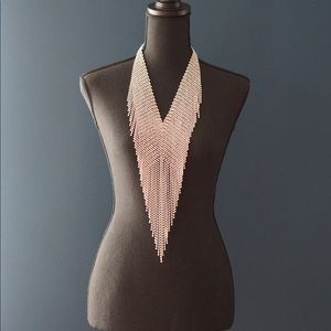 Meet your Posher, Mari.